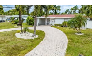 1941 NW 33rd Ct, Oakland Park, FL 33309 Sold 08/02/23