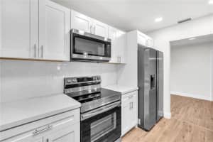 7001 NW 94th Ave, Tamarac, FL 33321 Sold 07/27/23