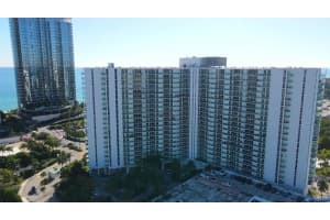 100  Bayview Dr   521, Sunny Isles Beach, FL 33160 Sold 08/24/23