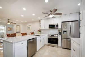 2620 NE 1st Ct   405, Boynton Beach, FL 33435 Sold 08/01/23