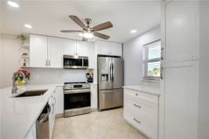 2620 NE 1st Ct   405, Boynton Beach, FL 33435 Sold 08/01/23