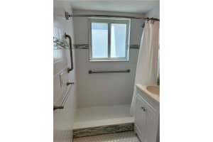 1020 SE 14th Place   8A, Fort Lauderdale, FL 33316 Sold 06/30/23