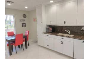 1810 NW 18th St   204, Delray Beach, FL 33445 Sold 08/15/23