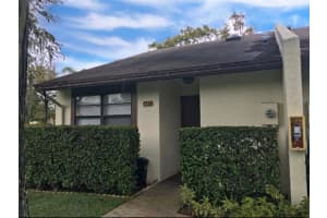 657 NW 47th St, Deerfield Beach, FL 33064 Sold 09/22/23