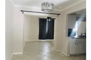 6870 NW 30th St, Sunrise, FL 33313 Sold 08/09/23