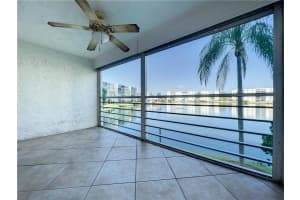 121 SE 3rd Ave   205, Dania Beach, FL 33004 Sold 10/06/23