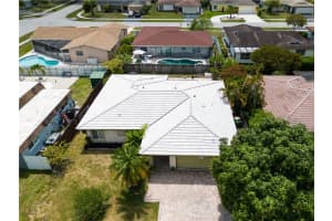 8211 Nw 68th Avenue, Tamarac, Fl 33321 Tamarac, FL 33321 Sold 07/11/23