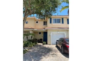 2761 S Evergreen Cir, Boynton Beach, FL 33426 Sold 08/02/23