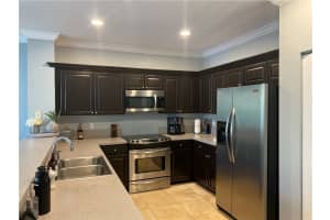 2761 S Evergreen Cir, Boynton Beach, FL 33426 Sold 08/02/23