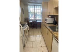 2900 NW 48th Ter   106, Lauderdale Lakes, FL 33313 Sold 08/28/23