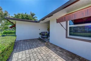 MLS# F10381373, Plantation, Florida 33325