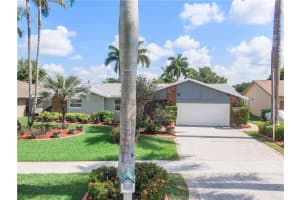 12861 Sw 11th Pl Davie, FL 33325 Sold 07/17/23
