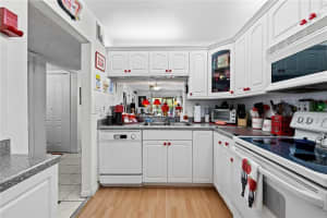 2450  NE 15th Ave   104, Wilton Manors, FL 33305 Sold 06/29/23