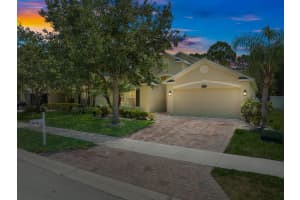 402 SW Lexington Ave, Vero Beach, FL 32962 Sold 10/31/23