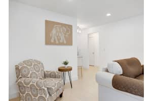 402 SW Lexington Ave, Vero Beach, FL 32962 Sold 10/31/23