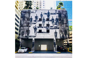 185 SE 14th Ter   1901, Miami, FL 33131 Sold 08/25/23