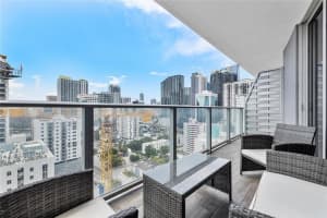1010 SW 2nd Ave 1907, Miami, FL 33130 Sold 11/17/23
