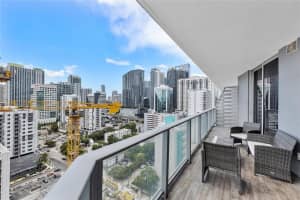 1010 SW 2nd Ave 1907, Miami, FL 33130 Sold 11/17/23