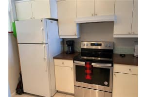 114 Lake Emerald Dr 310, Oakland Park, FL 33309 Sold 12/31/24