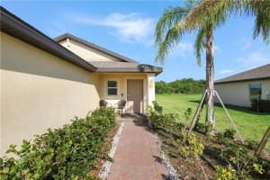 946  Bent Creek Dr, Fort Pierce, FL 34947 Sold 07/14/23