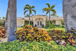 3740 NE 27th Ave, Lighthouse Point, FL 33064 Sold 10/27/23