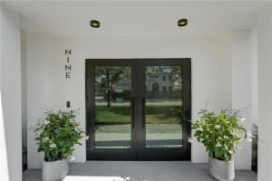 9  Tahoe Ln, Sea Ranch Lakes, FL 33308 Sold 08/17/23