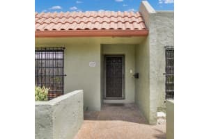 157 SE 7th St   157, Deerfield Beach, FL 33441 Sold 08/11/23