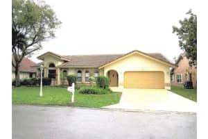 8213 NW 40th Ct, Coral Springs, FL 33065, Sold 07/05/23