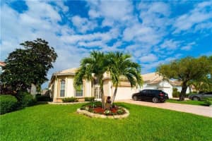 7611  Eagle Point Dr, Delray Beach, FL 33446 Sold 07/10/23