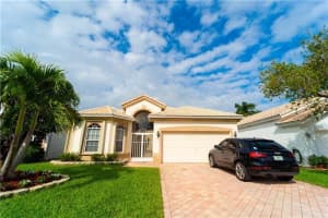 7611  Eagle Point Dr, Delray Beach, FL 33446 Sold 07/10/23