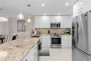 1600 S Ocean Dr   17C, Hollywood, FL 33019 Sold 10/24/23