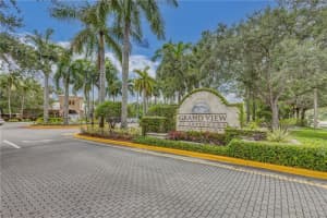 800  Crestwood Ct   820, Royal Palm Beach, FL 33411 Sold 06/15/23