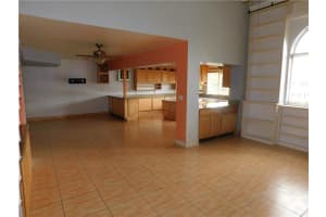1085 SE 6th Ave, Dania Beach, FL 33004 Sold 08/11/23