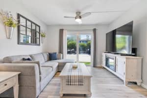 5258 NE 6th Ave   E17, Oakland Park, FL 33334 Sold 08/03/23