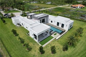 13221 SW 220th St, Miami, FL 33170 Sold 08/11/23