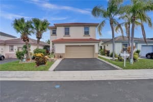 6756 NW 69th Ct, Tamarac, FL 33321 Sold 07/07/23