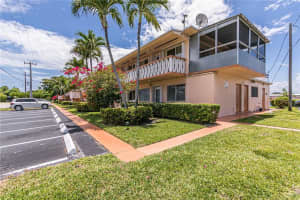 1000 SW 10th Ter   12 AP, Hallandale Beach, FL 33009 Sold 07/21/23
