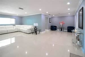 854  Royal Palm Beach Blvd, Royal Palm Beach, FL 33411 Sold 06/30/23