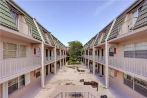 1100 SE 4th Ave   34, Deerfield Beach, FL 33441 Sold 08/30/23