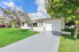 6113 NW 73rd Ter, Tamarac, FL 33321 Sold 07/03/23