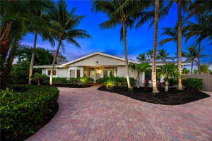 5260 NE 28th Ave, Fort Lauderdale, FL 33308 Sold 02/06/24