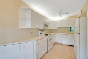 10110  Cedar Point Blvd   105, Boynton Beach, FL 33437 Sold 10/06/23