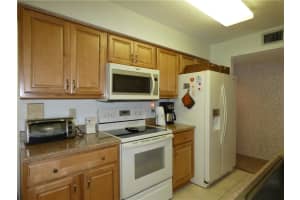 9200 NW 9 Pl   9200, Plantation, FL 33324 Sold 07/06/23