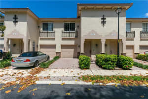 1015  VENTNOR AV   3C, Delray Beach, FL 33444 Sold 08/10/23