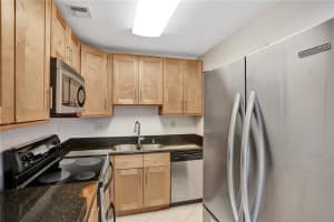 3040 NE 16th Ave   307, Oakland Park, FL 33334 Sold 06/30/23