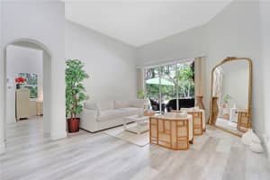 4698 SW Hammock Creek Dr, Palm City, FL 34990 Sold 11/08/23