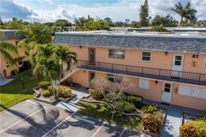 2950 SE Ocean Blvd   41-1, Stuart, FL 34996 Sold 10/30/23