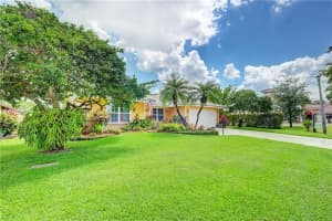9480 NW 2nd St, Coral Springs, FL 33071 Sold 09/11/23