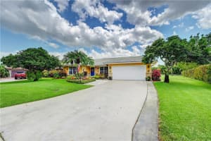 9480 NW 2nd St, Coral Springs, FL 33071 Sold 09/11/23