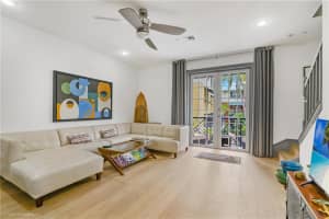 2249 NE 9th Ave, Wilton Manors, FL 33305 Sold 08/01/23